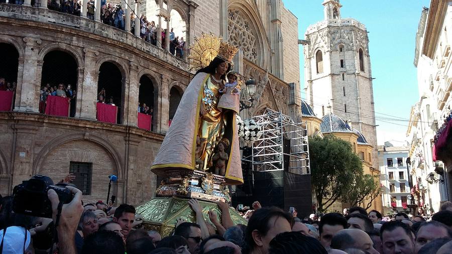 Fotos: 10 grandes imágenes de la festividad de la Virgen de los Desamparados en Valencia