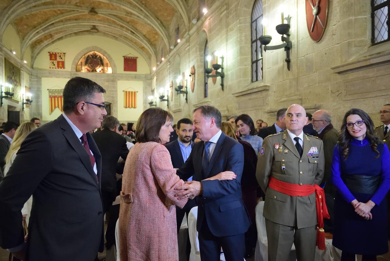 El tripartito votó este martes a favor de una Proposición No de Ley (PNL) presentada por Compromís en Les Corts en la que se reclama la protección del patrimonio cultural aunque, de paso, se insta al Ejército a que abandone su sede principal en Valencia. La agenda de actos que se celebran en el seno del Convento de Santo Domingo y eventos que tienen la sede de Capitanía como escenario demuestran que su uso va más allá del militar. En los últimos años ha acogido decenas de actividades ajenas al Ejército. 