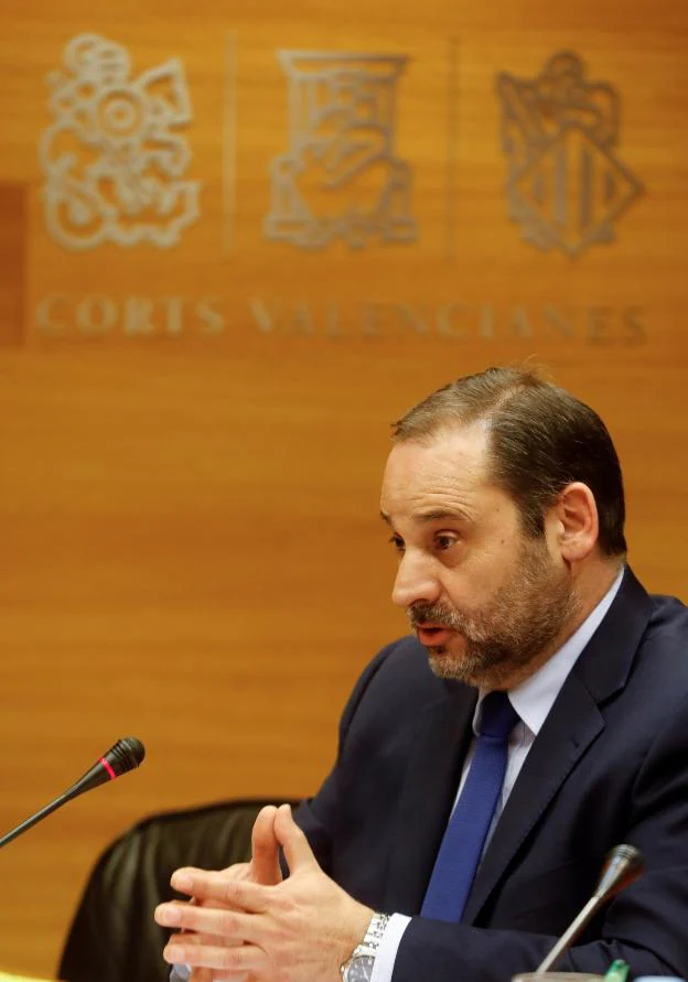 José Luis Ábalos durante su intervención ayer. 