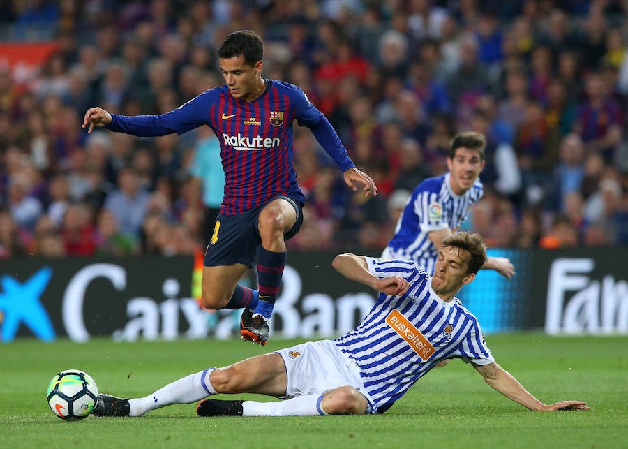 Último partido de la temporada en el Camp Nou para un Fútbol Club Barcelona que ha vivido la despedida de Andrés Iniesta y que no ha podido batir el récord de los 6.000 goles, al ganar por un solo tanto a la Real Sociedad