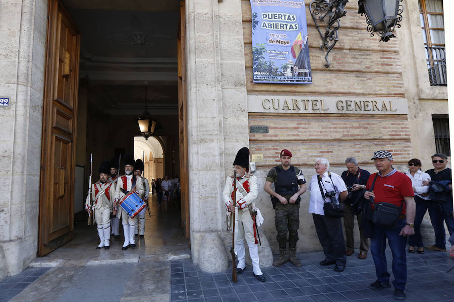 Fotos: Puertas abiertas en Capitanía de Valencia