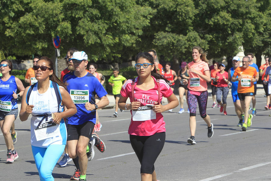 Fotos: Búscate en la Volta a Peu de Valencia