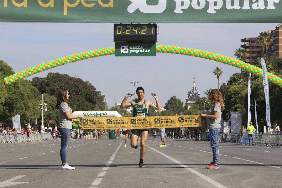 Fotos: Las imágenes de la Volta a Peu de Valencia