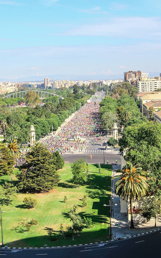 Fotos: Las imágenes de la Volta a Peu de Valencia