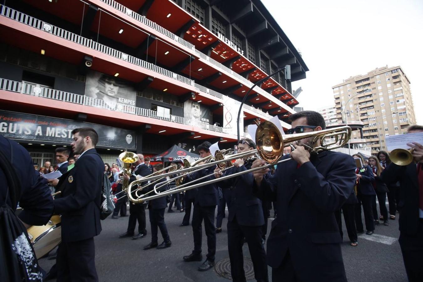 Este evento forma parte de las actividades programadas por la Federación de Sociedades Musicales de la Comunidad Valenciana para conmemorar su 50 aniversario