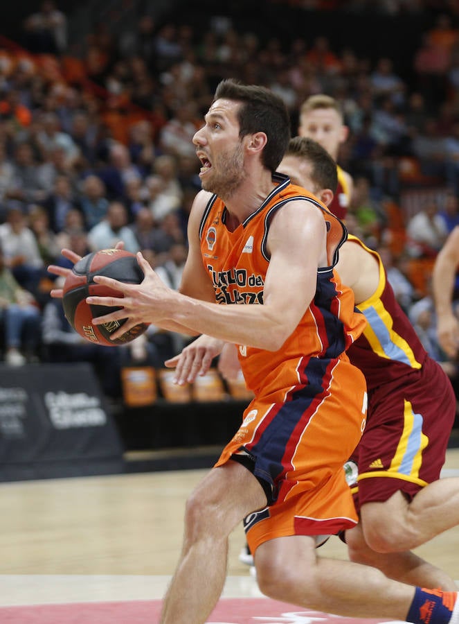 Estas son las mejores imágenes del primer partido de cuartos de playoff en la Fonteta