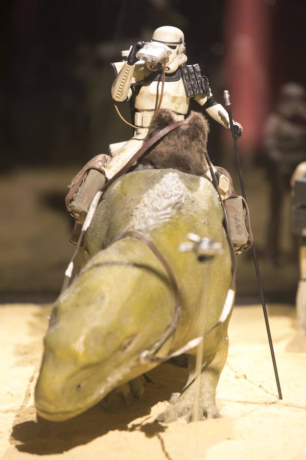 La exposición de Star Wars en La Rambleta de Valencia permanecerá abierta hasta el 30 de junio. Las entradas, a la venta a partir de 8 euros, se pueden adquirir tanto en la web de la muestra como en las taquillas del recinto. El horario de visitas es de 10 a 14 horas y de 16 a 20 horas.