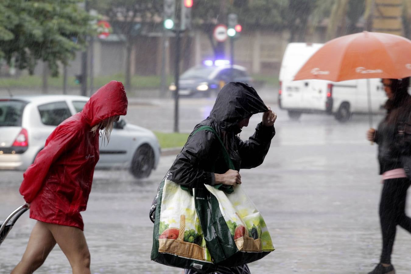 La tormenta de lluvia, en la ciudad de Valencia.