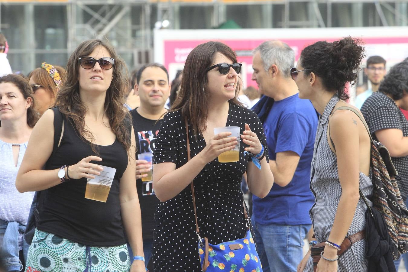 Más de 40.000 personas han vibrado durante dos días con los conciertos que han llenado de música ‘indie’ la Ciudad de las Artes y las Ciencias. El certamen había agotado entradas hace ya varias semanas.