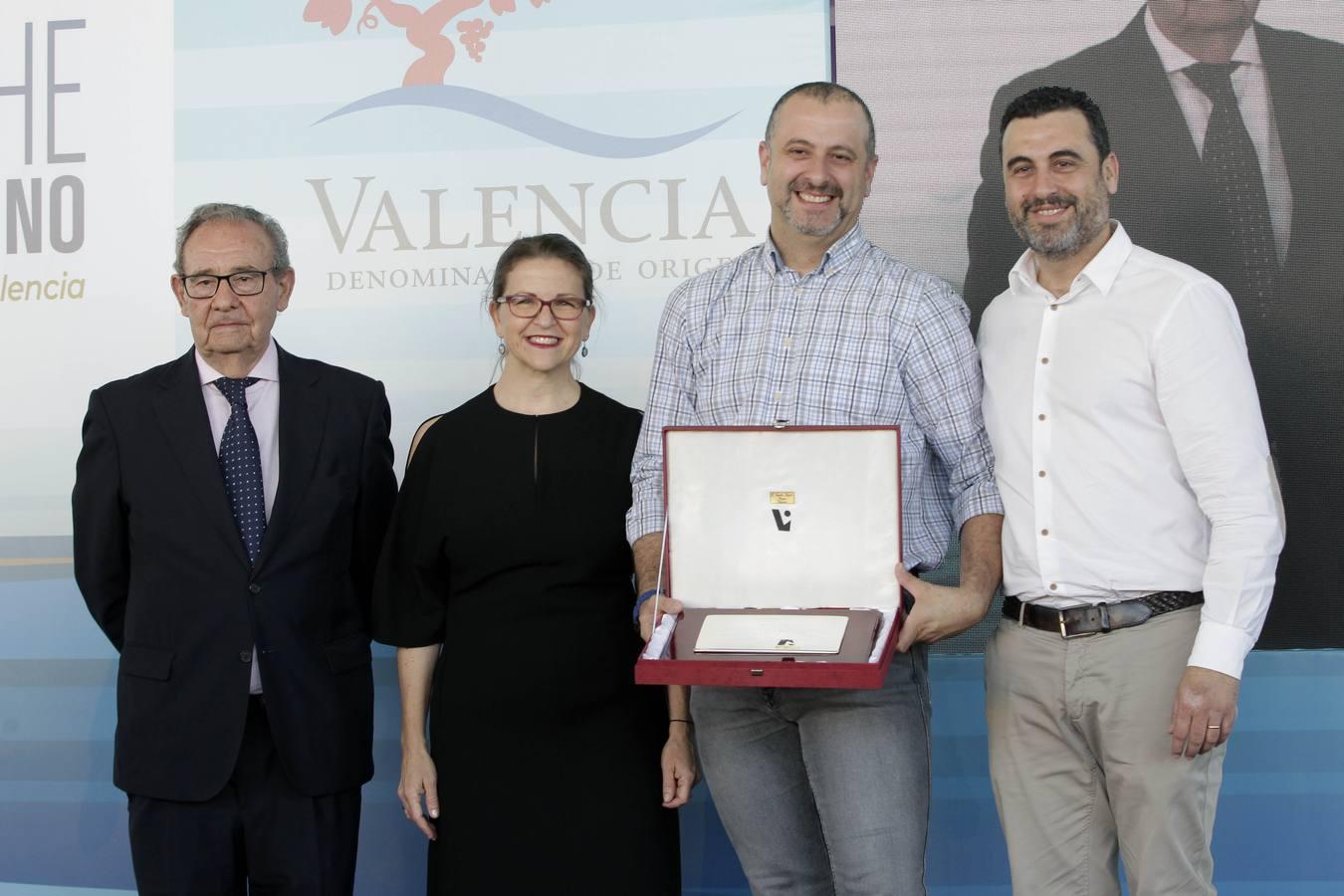 El evento ha reunido a más de una treintena de bodegas amparadas por la marca organizadora, las cuales han aprovechado el evento para presentar su diversa y amplia oferta