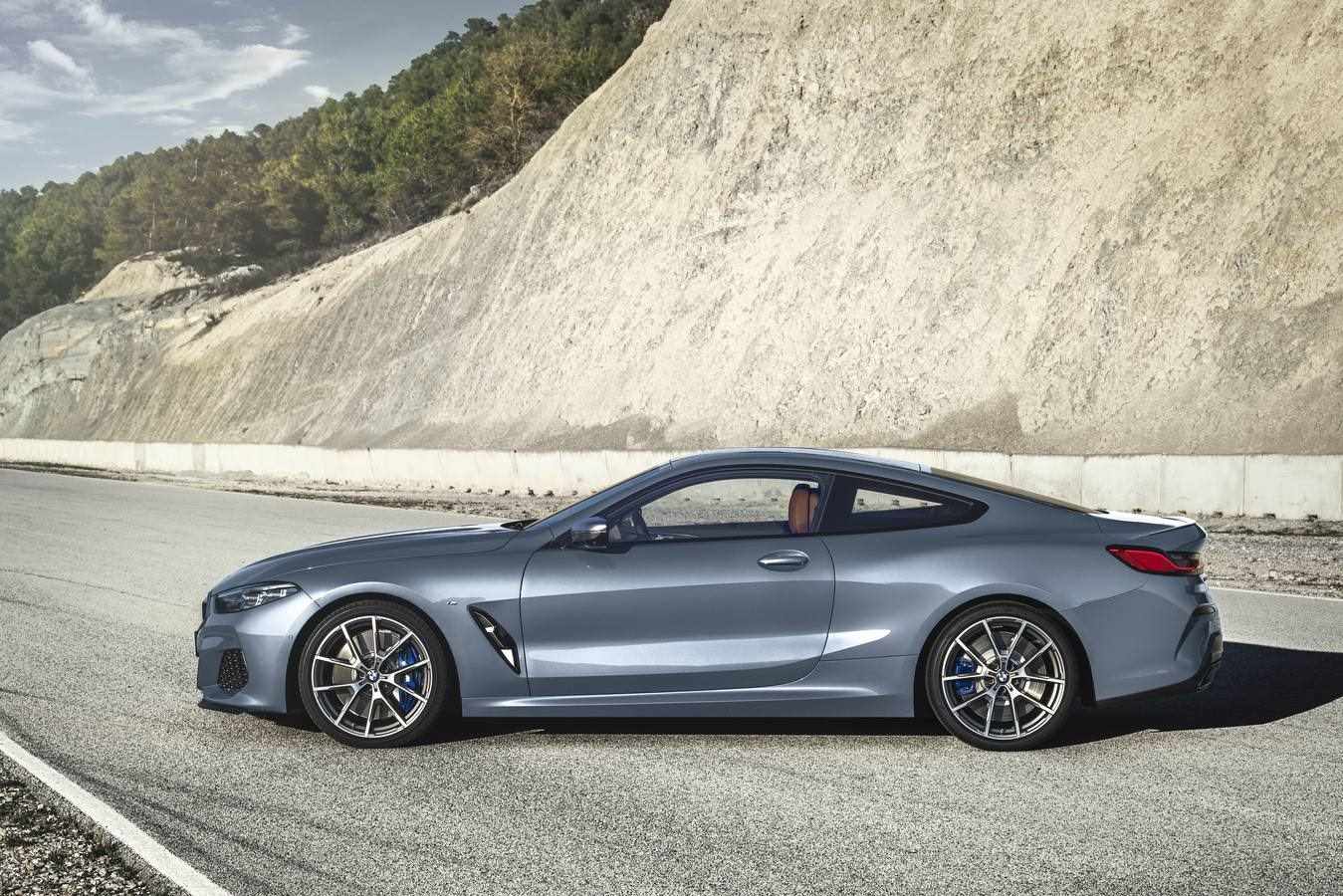 El nuevo cupé de BMW de la Serie 8 se venderá a partir de noviembre con un potente motor V8 de gasolina de 530 caballos y un seis cilindros diésel de 320 CV; en ambos casos con un cambio automático de ocho velocidades.
