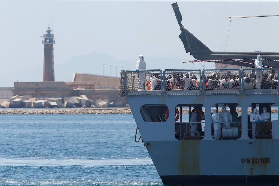 Fotos: La flotilla del Aquarius llega a Valencia