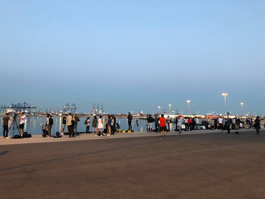 Fotos: La flotilla del Aquarius llega a Valencia