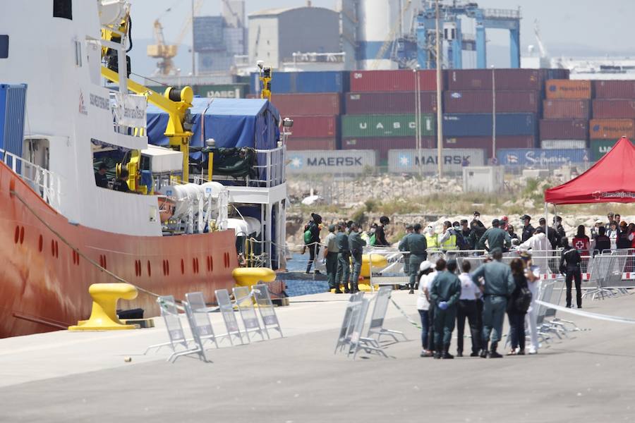 Fotos: La flotilla del Aquarius llega a Valencia