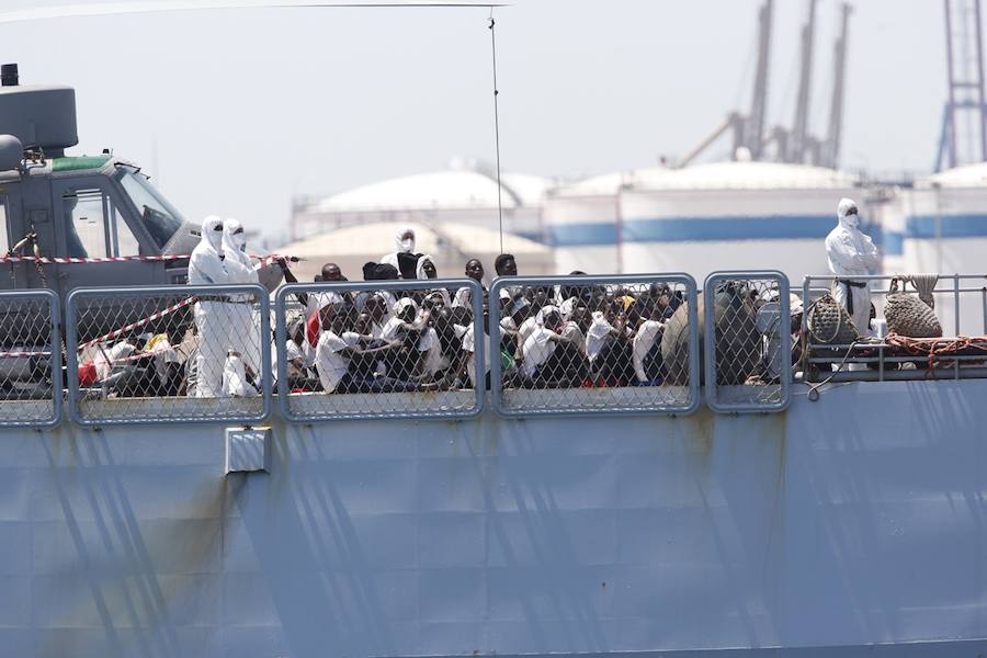 Fotos: La flotilla del Aquarius llega a Valencia