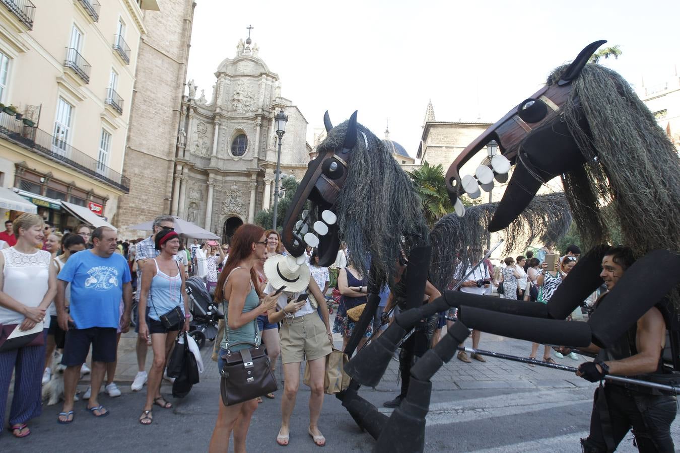 Fotos: Empieza la Feria de Julio 2018 con desfile, pólvora y color