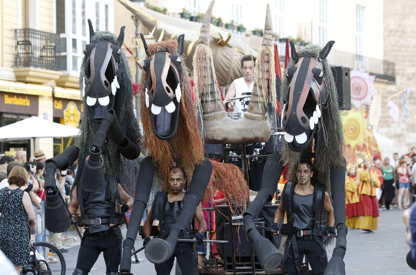 Fotos: Empieza la Feria de Julio 2018 con desfile, pólvora y color