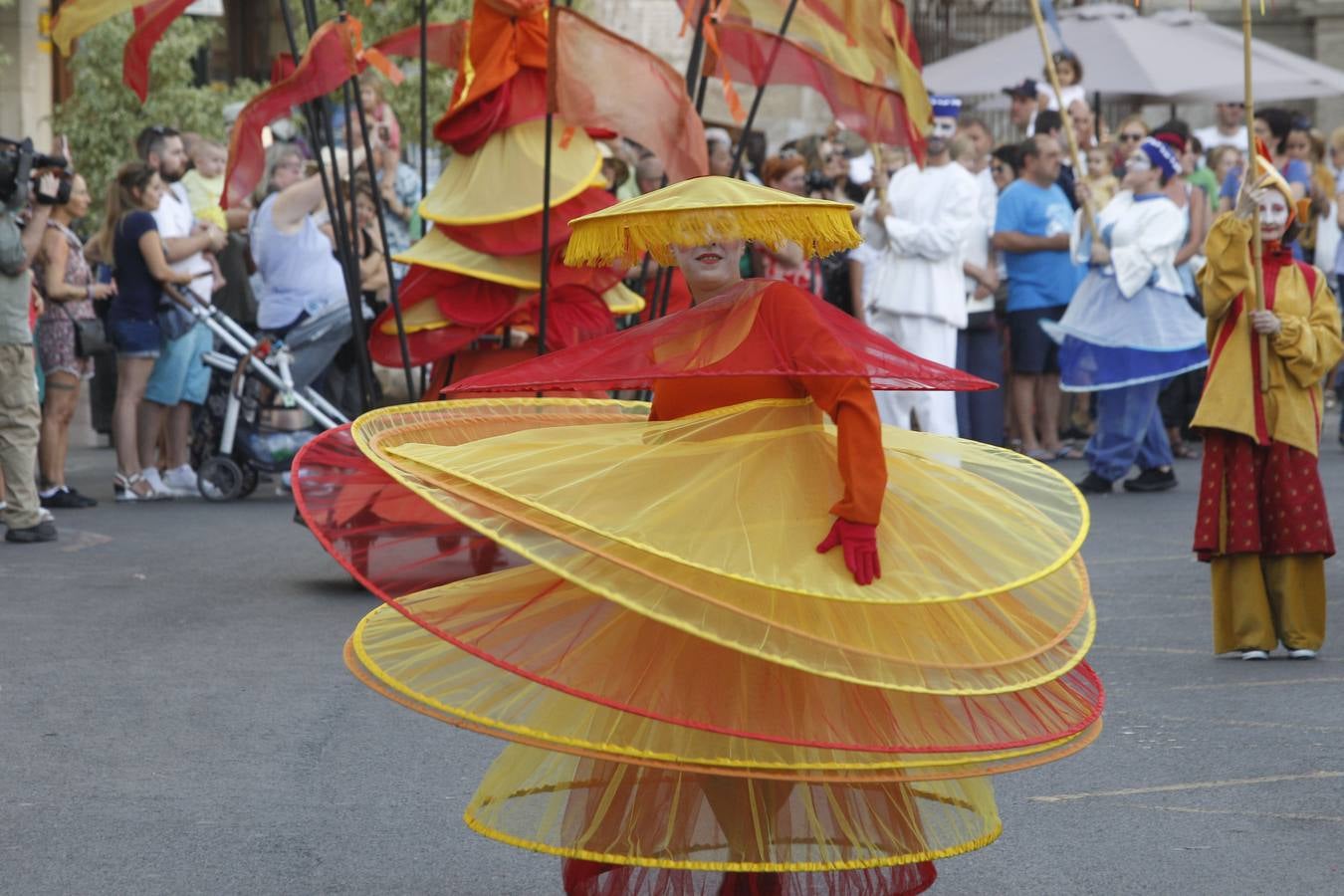 Fotos: Empieza la Feria de Julio 2018 con desfile, pólvora y color