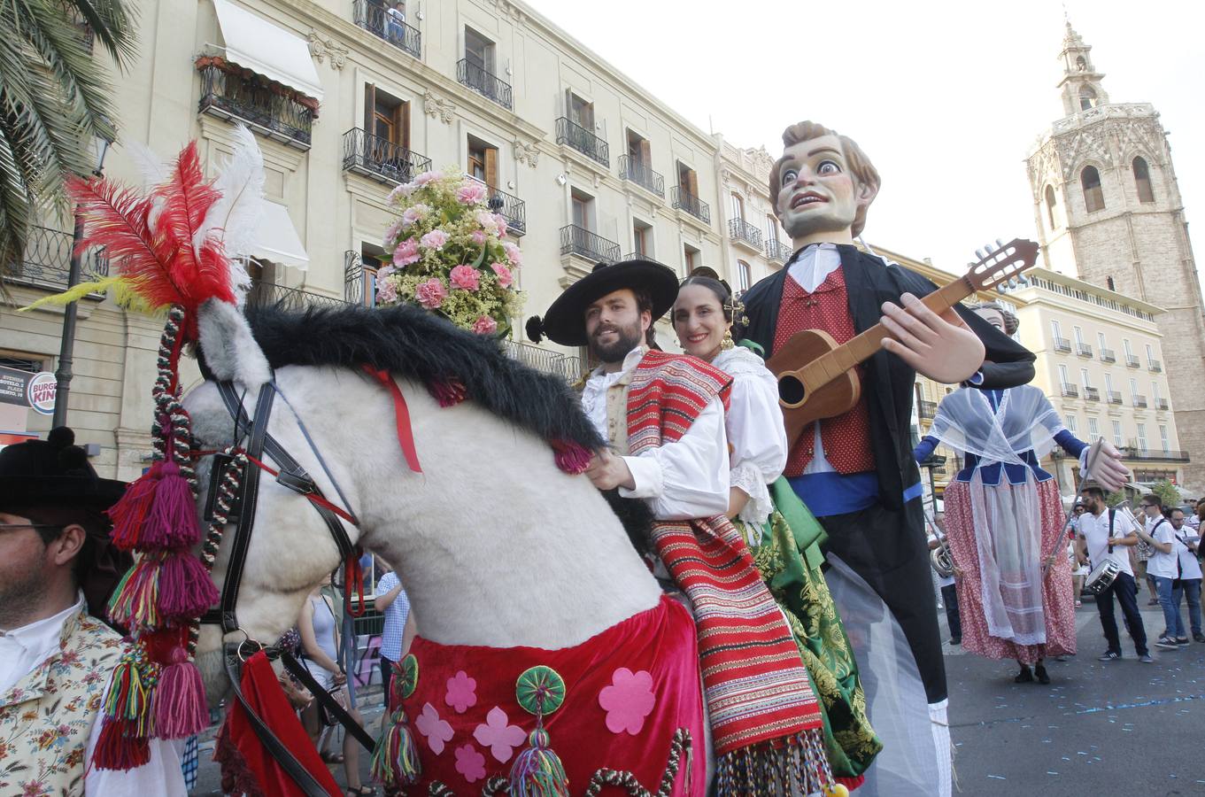 Fotos: Empieza la Feria de Julio 2018 con desfile, pólvora y color