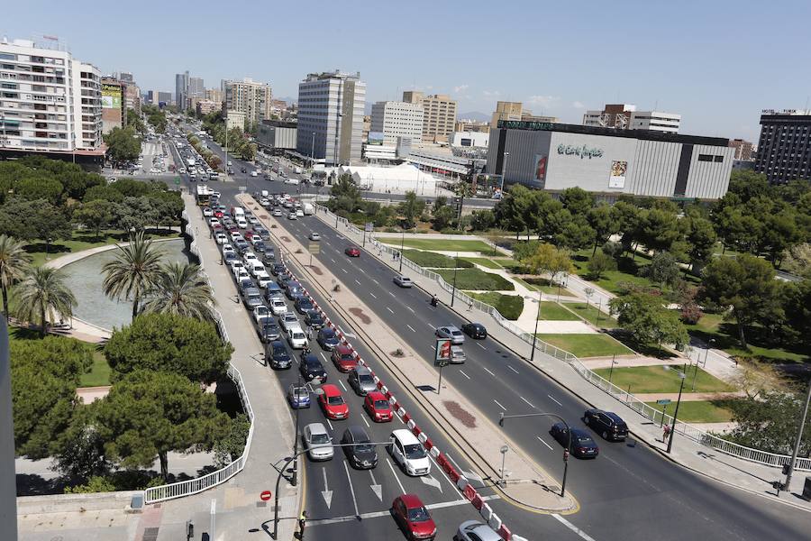 Fotos: Monumental atasco en Valencia