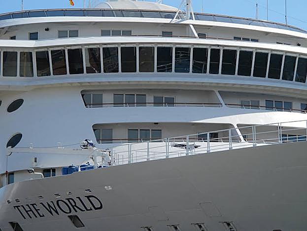 Detalle del yate de lujo 'The World'.