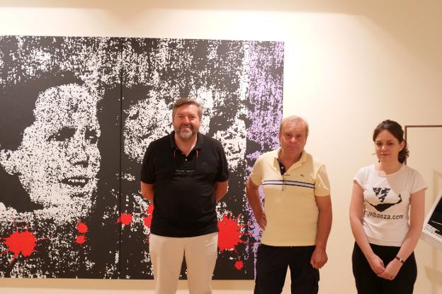 El arte abstracto llega de la mano del pintor Ángel Baeza