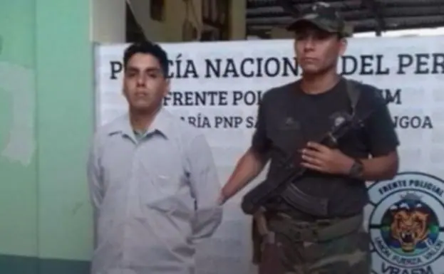 El gurú Félix Steven Manrique, detenido por la policía. 