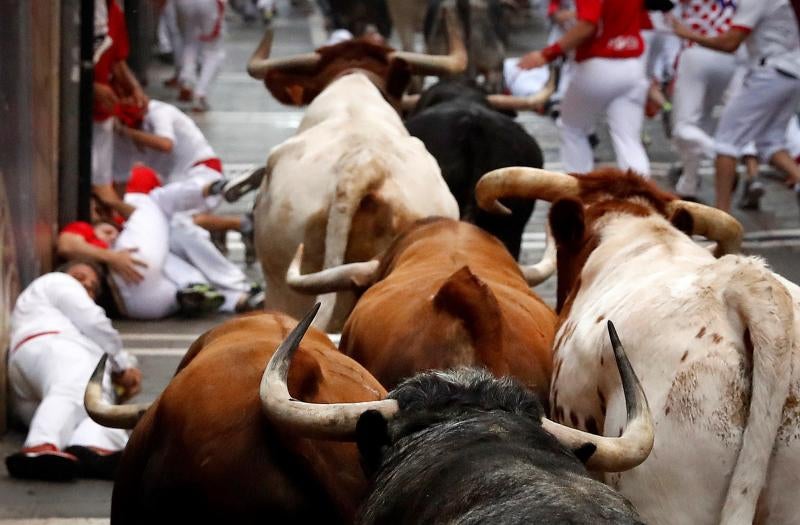 Dos minutos y 33 segundos ha durado este tercer encierro. Rápido y limpio