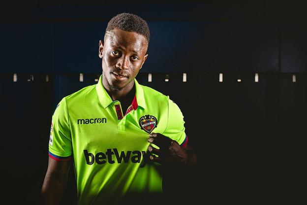 El Levante ensalza a Boateng
