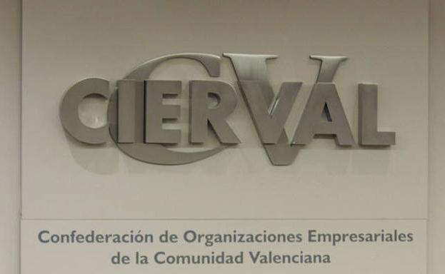 La CEV deberá reincorporar o indemnizar a cuatro trabajadoras despedidas por Cierval