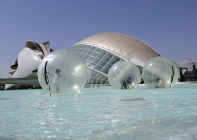 Imagen secundaria 1 - Paseos en barca.