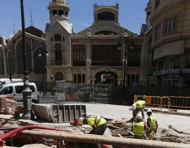 Obras de la plaza Ciudad de Brujas. 