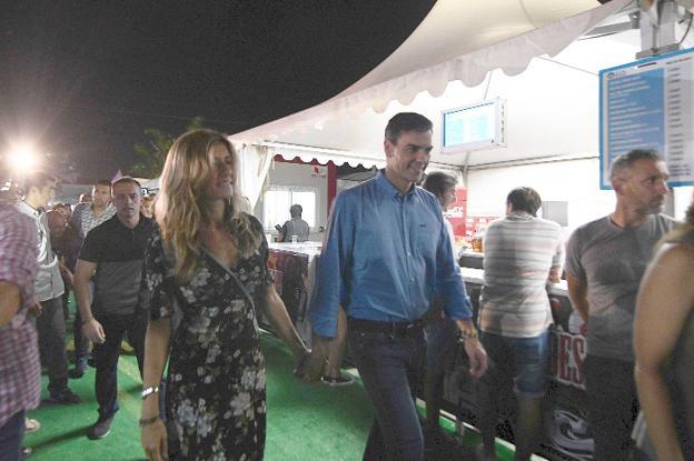 El presidente del Gobierno y su esposa, en el FIB, el pasado viernes. 