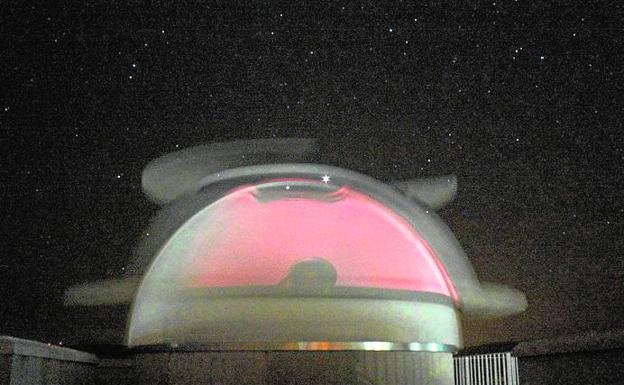 Observatorio. Cúpula de la escuela de Ciencias y Cosmofísica de Titaguas