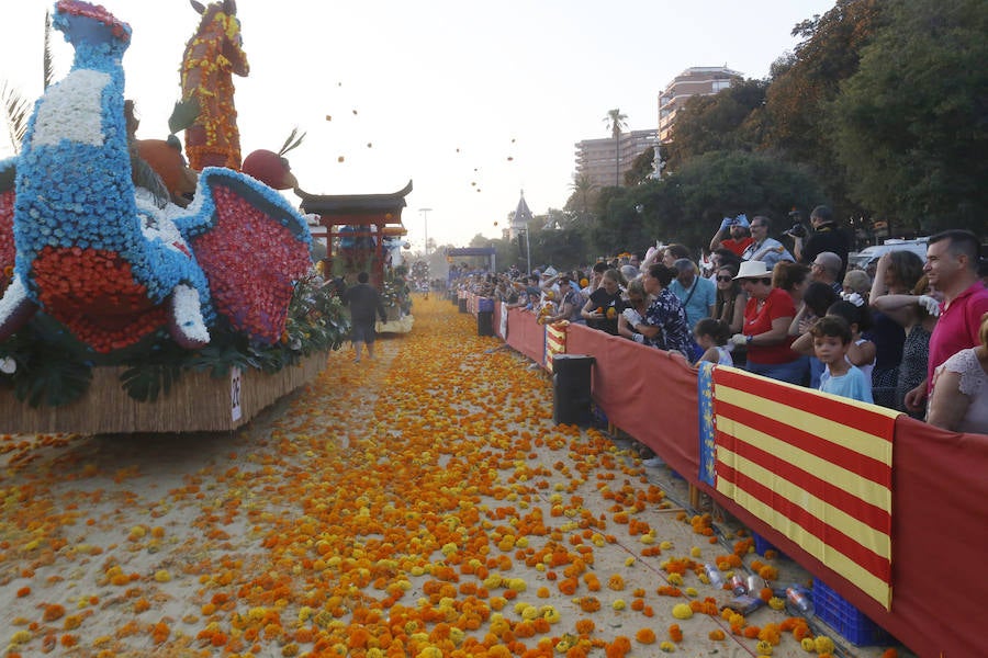 Fotos: Batalla de Flores de Valencia 2018