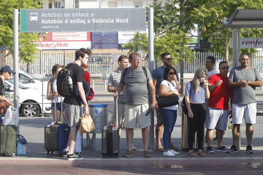 Fotos: Huelga de taxistas en Valencia - martes 31 de julio