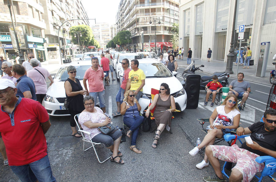 Fotos: Huelga de taxistas en Valencia - martes 31 de julio