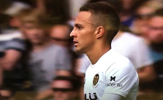 Rodrigo Moreno durante el partido frente al Everton.