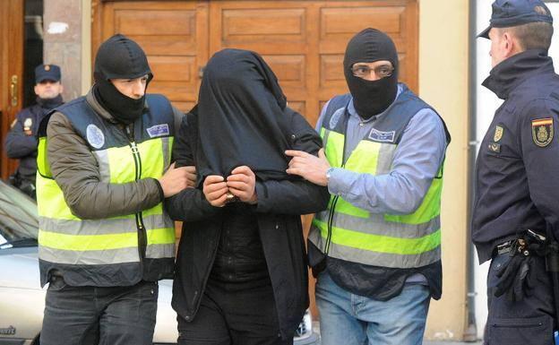 La Policía Nacional detuvo el año pasado en Vitoria a un presunto yihadista checheno.