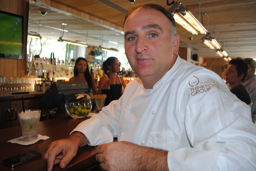 José Andres es una eminencia en Estados Unidos, donde ha exportado con éxito los platos españoles. Es el dueño de ThinkFoodGroup, una marca que cuenta con una decena de restaurantes en todo el país, como Bazaar en Beverly Hills y Jaleo en Las Vegas. En ambos se sirve paella.
