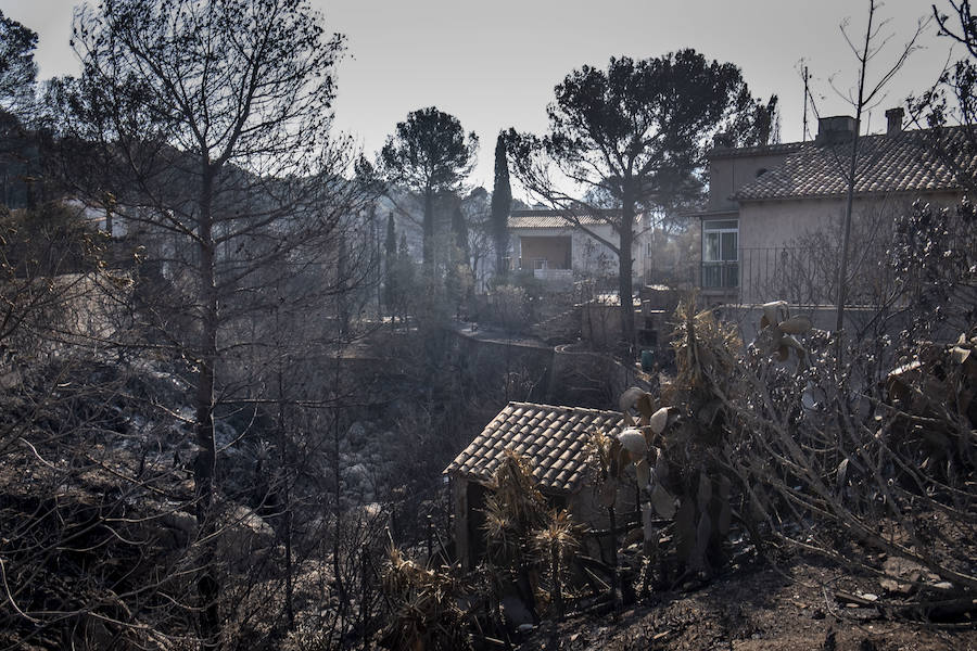 Fotos: Así han quedado las casas tras el incendio de LLutxent