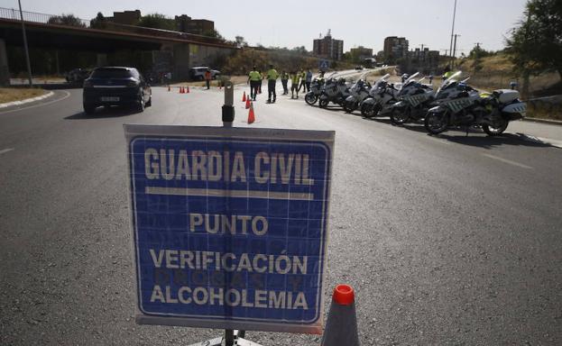 Una campaña anterior de control de alcoholemia. 