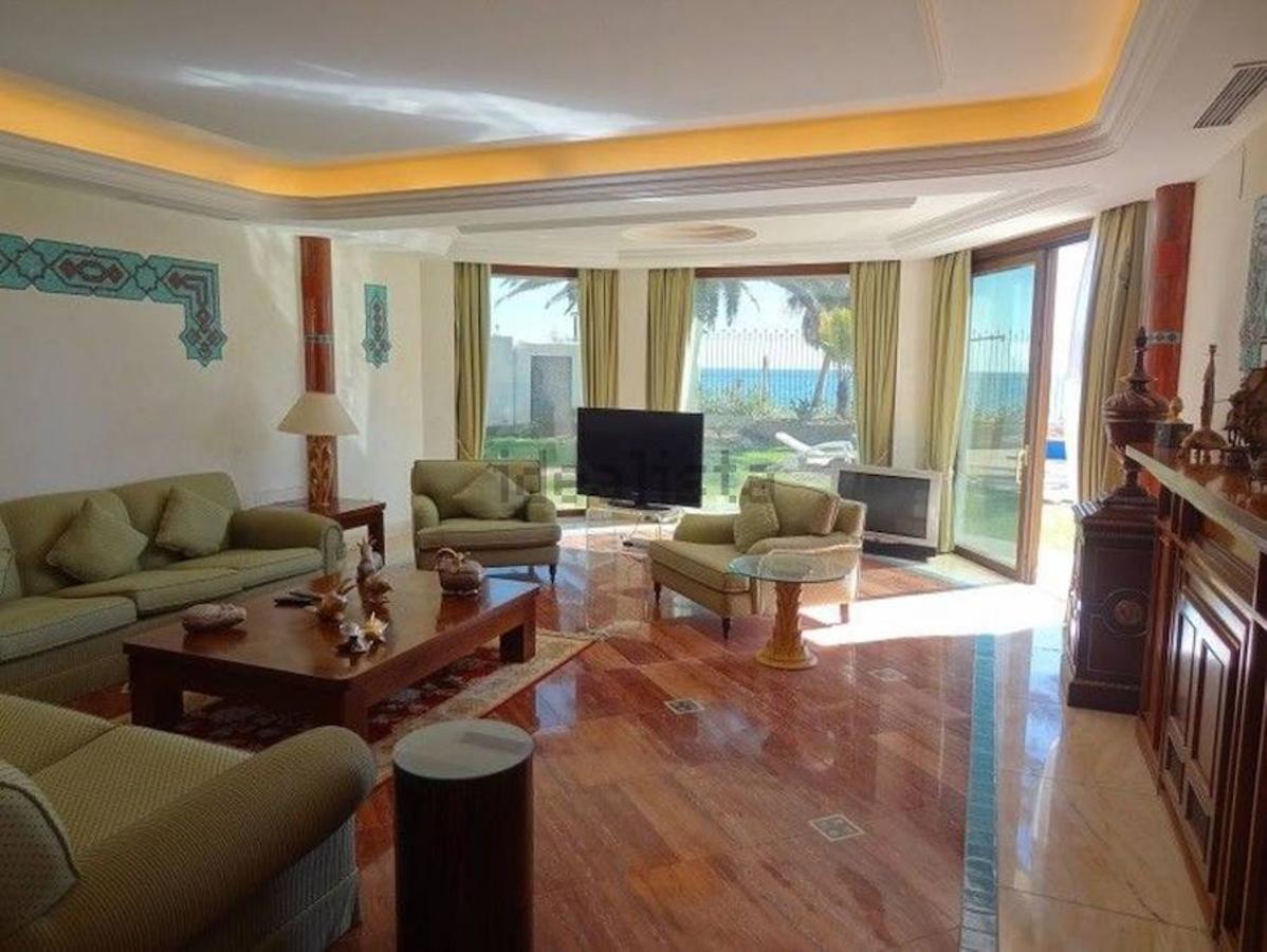 Casa en Sierra Blanca, (Marbella). Precio: 23.300.000 euros