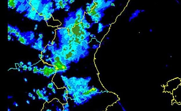 Localización de las tormentas y lluvias a las 18 horas.