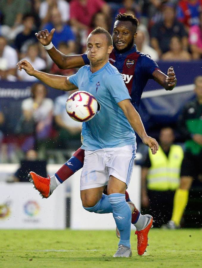 Estas son las imágenes que deja el partido de la segunda jornada de la Liga en el Ciutat de València