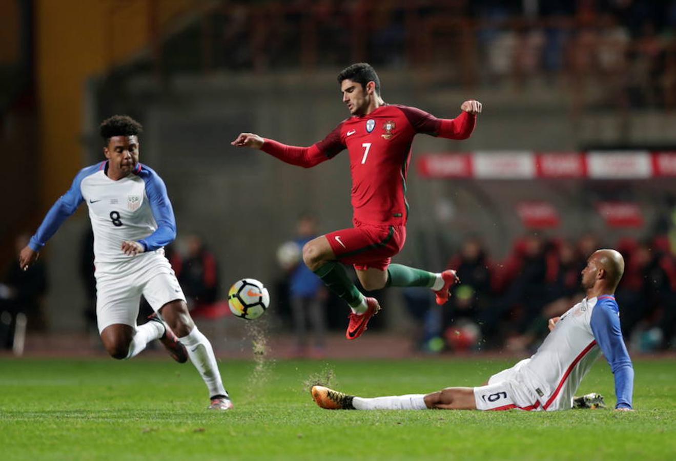 Gonzalo Guedes ficha por el Valencia CF.