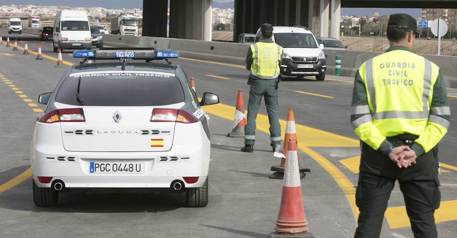 Una patrulla de Guardia Civil de Tráfico 