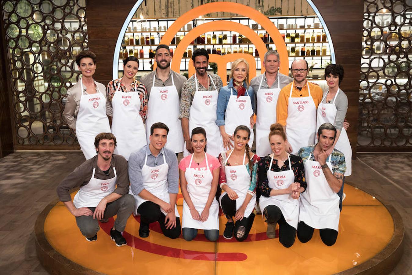 Catorce famosos mostrarán su cara más competitiva a partir de este domingo en Televisión Española para convencer al jurado formado por Pepe Rodríguez, Jordi Cruz y Samantha Vallejo-Nájera de que merecen alzarse con el tercer título de "MasterChef Celebrity".