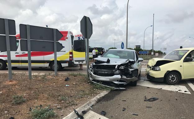 Los dos vehículos involucrados en el accidente.