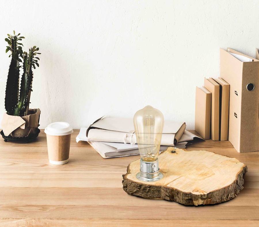 Clamp Luz y Madera. Producción de lámparas con madera reciclada